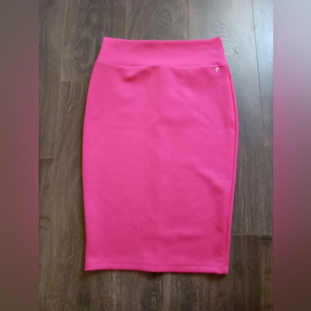 Thalia Sodi Fuchsia Pencil Skirt